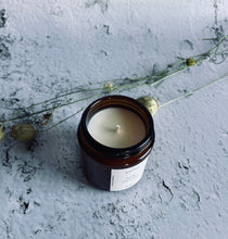Charger l'image dans la galerie, Bougie de soya aux arômes des bois