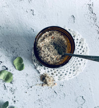 Charger l&#39;image dans la galerie, Sels de bain &amp; exfoliant corps à l’eucalyptus
